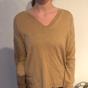 Gap v neck sweater